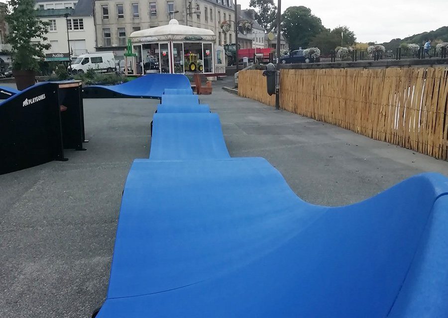 Pumptrack modulaire Brookland à Lannion (Côtes-d'Armor), bosses et virages relevés (quatrième vue)