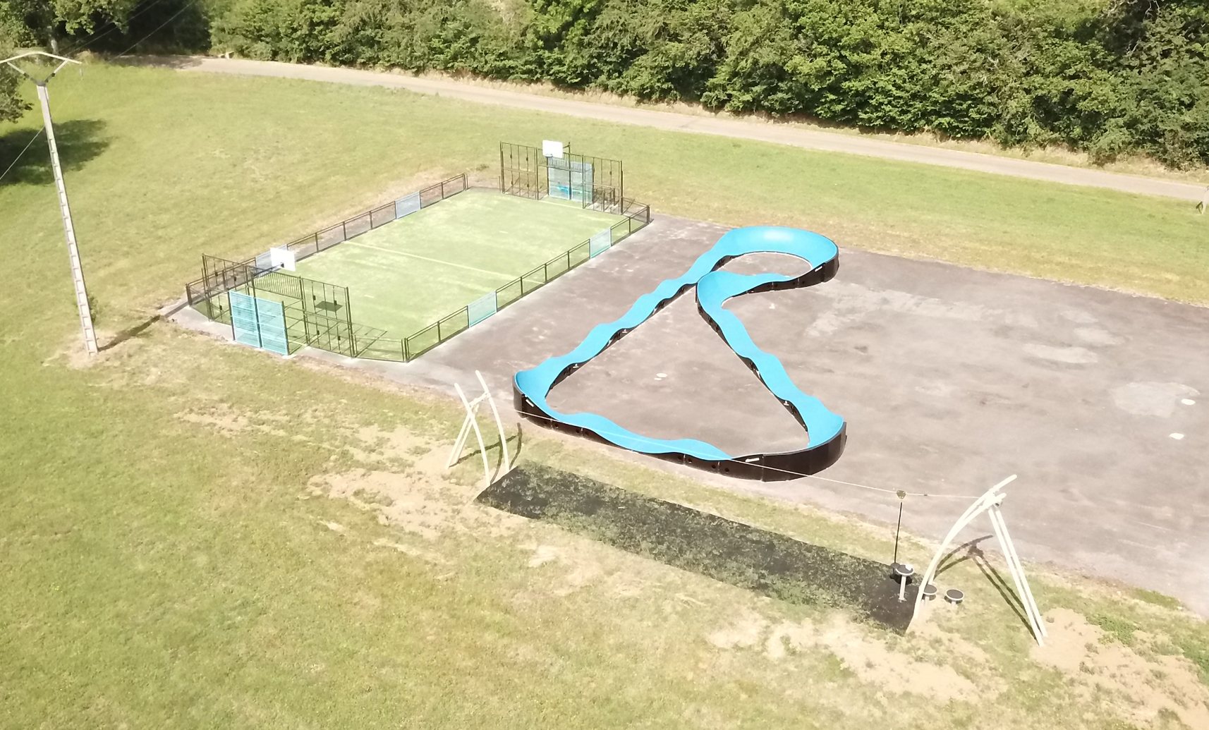 Pumptrack modulaire Brookland à Échenoz-le-Sec (Haute-Saône), vue aérienne