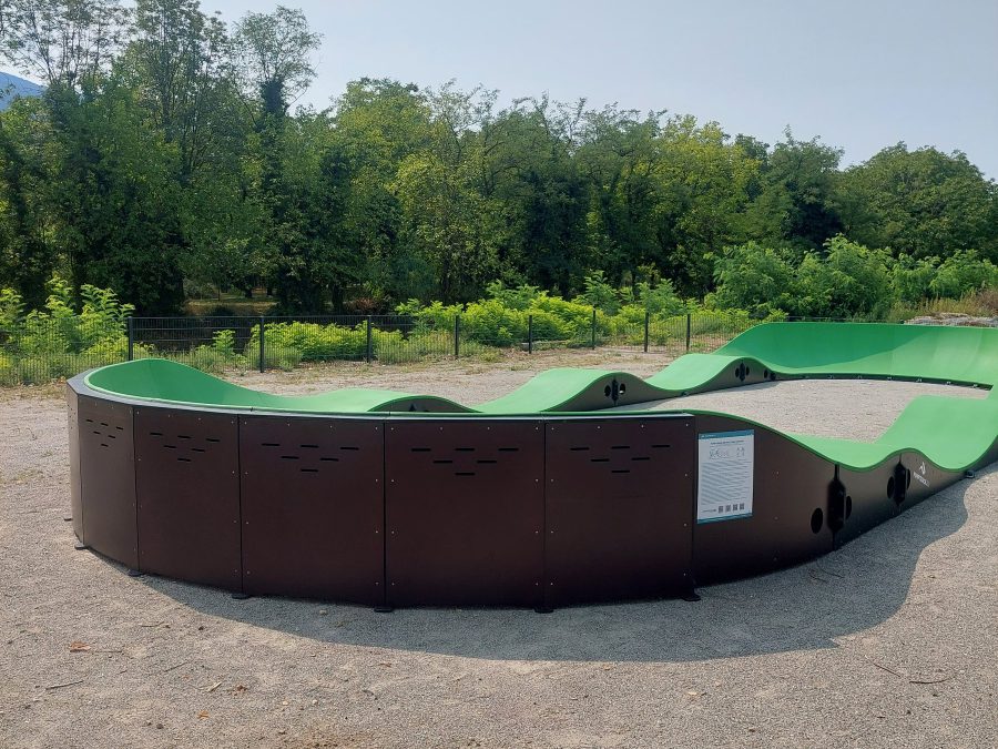 Pumptrack modulaire Monza à Têche (Isère), piste terminée