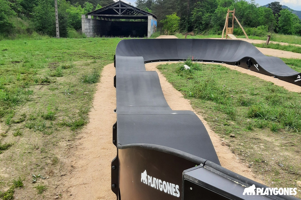 pumptrack noir de Lautriac