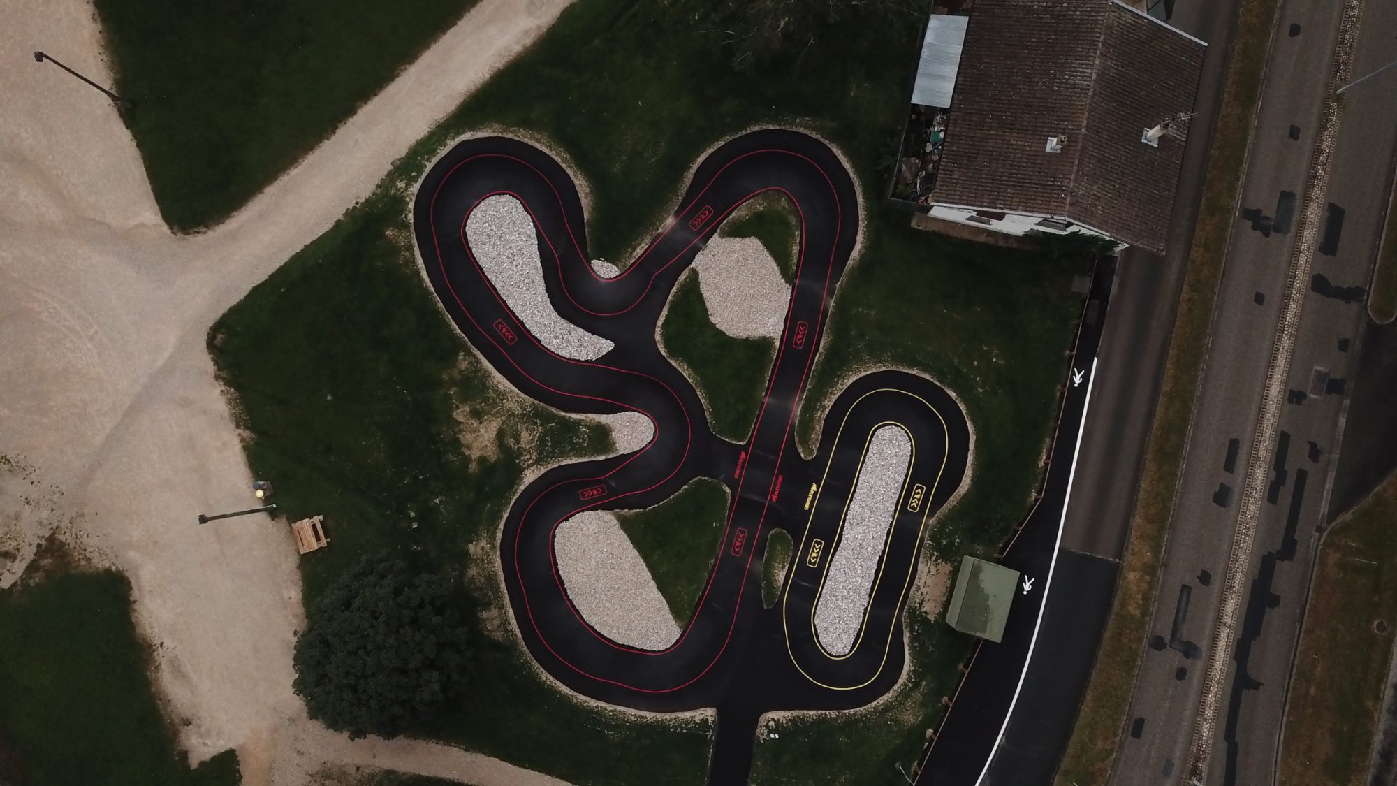 Pumptrack en enrobé, Saint-André-de-Corcy