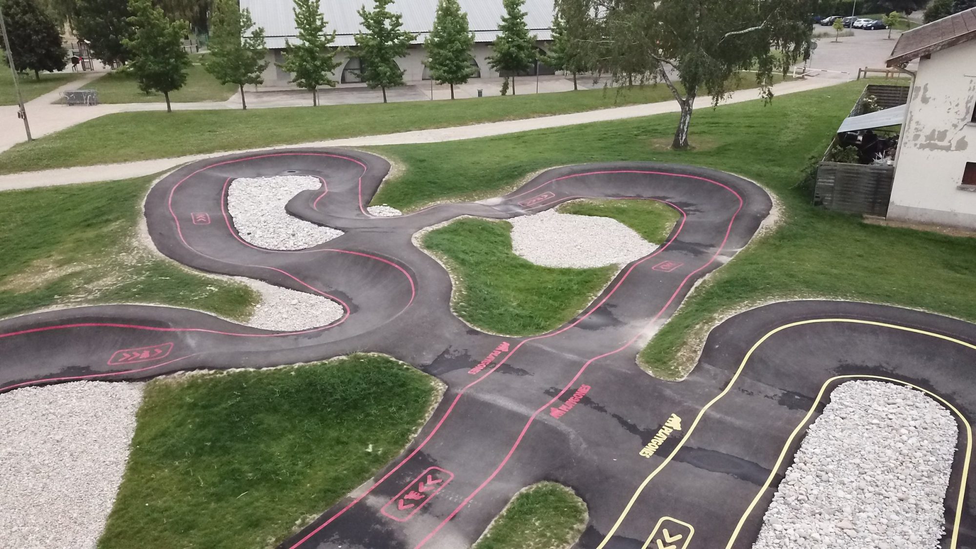 Pumptrack en enrobé, Saint-André-de-Corcy