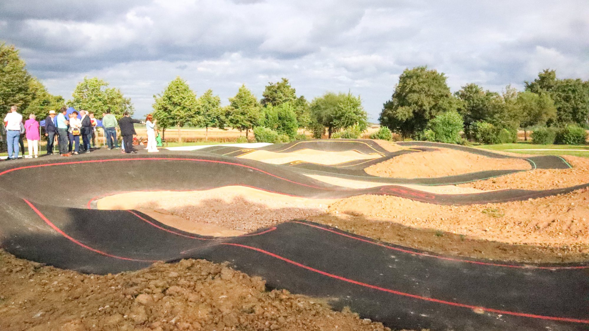 Pumptrack en enrobé, Dracy-le-Fort