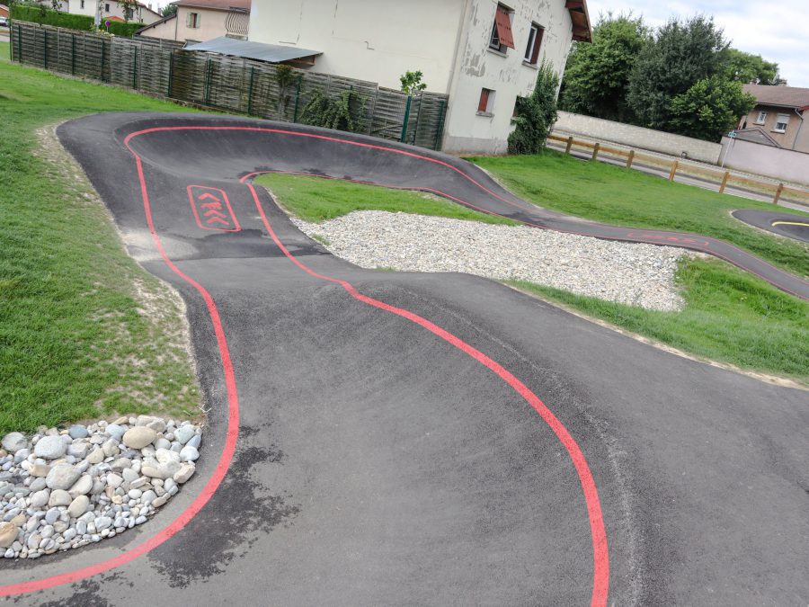 Pumptrack en enrobé, Saint-André-de-Corcy