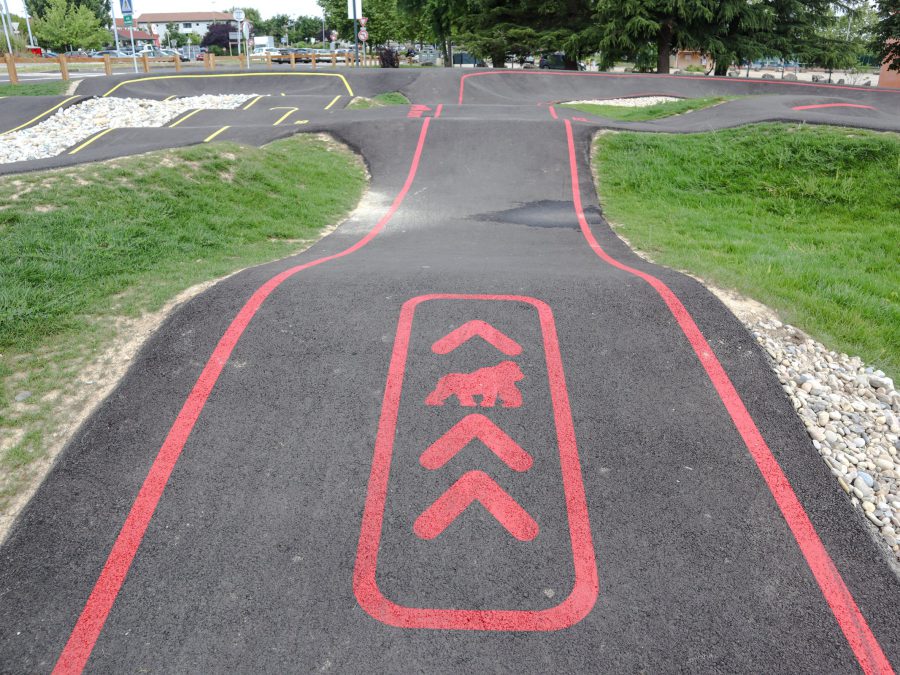 Pumptrack en enrobé, Saint-André-de-Corcy