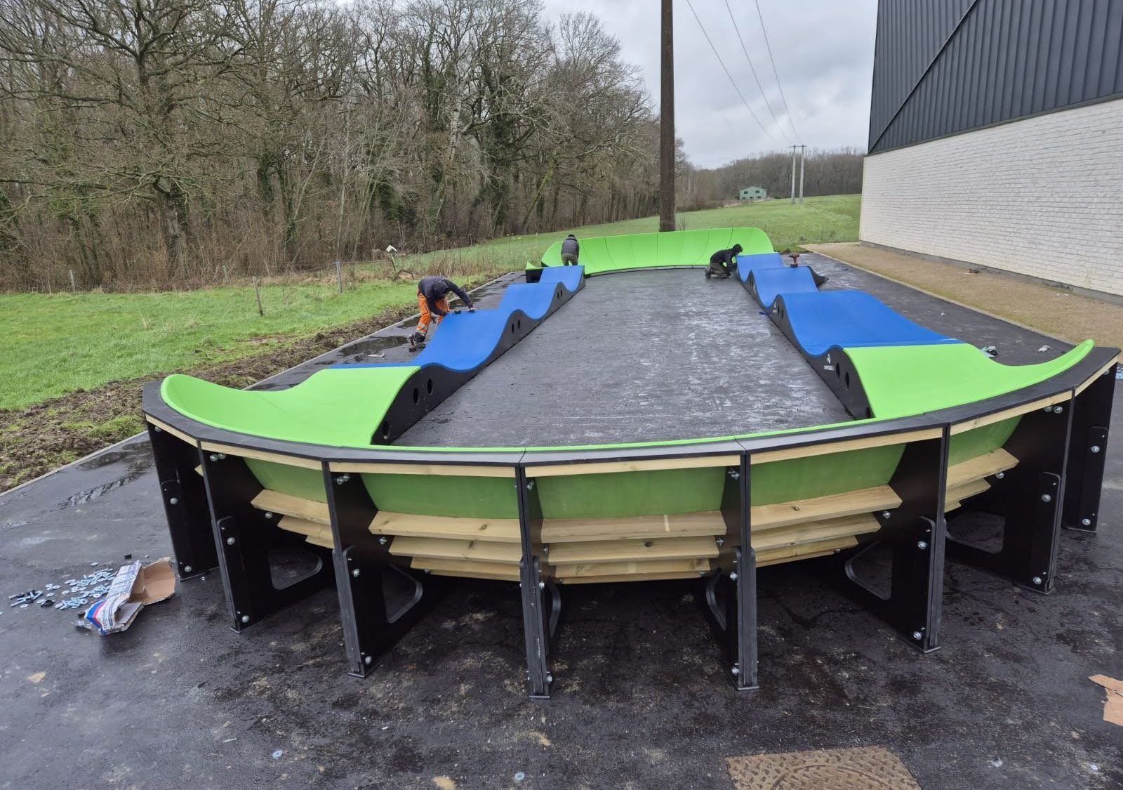Pumptrack modulaire Speedway à Fromelles (Nord), vue d'ensemble