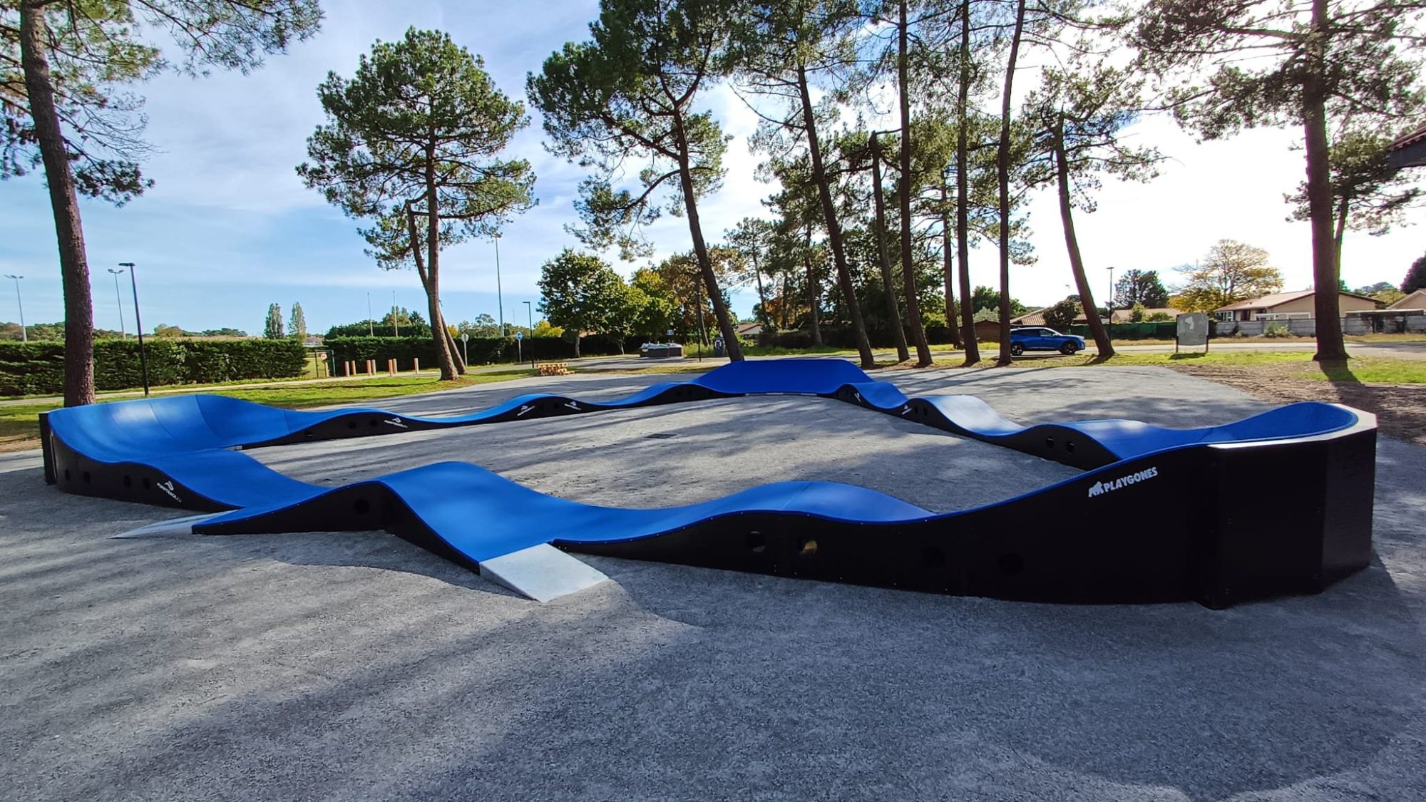 Pumptrack modulaire Triangle à La Teste-de-Buch (Gironde), piste terminée