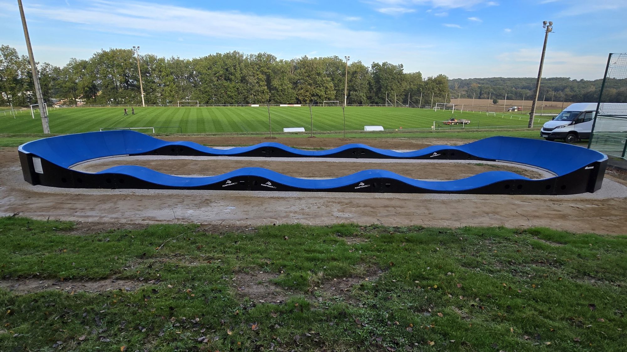 Pumptrack modulaire Speedway à Montjoire (Haute-Garonne), piste terminée