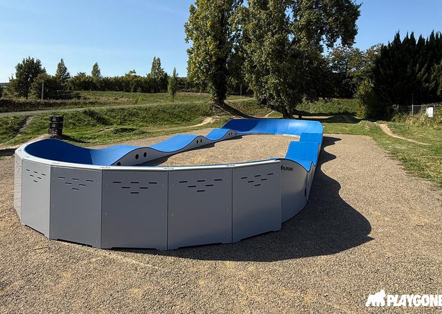 Pumptrack modulaire Monza à Saumur (Maine-et-Loire), vue d'ensemble (quatrième vue)