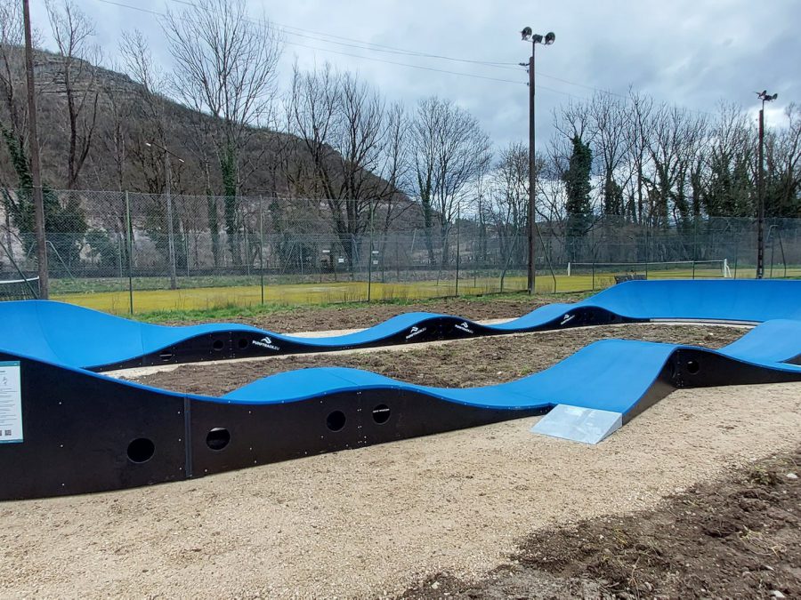 Pumptrack modulaire Monza à Virieu-le-Grand (Ain), vue d'ensemble (quatrième vue)