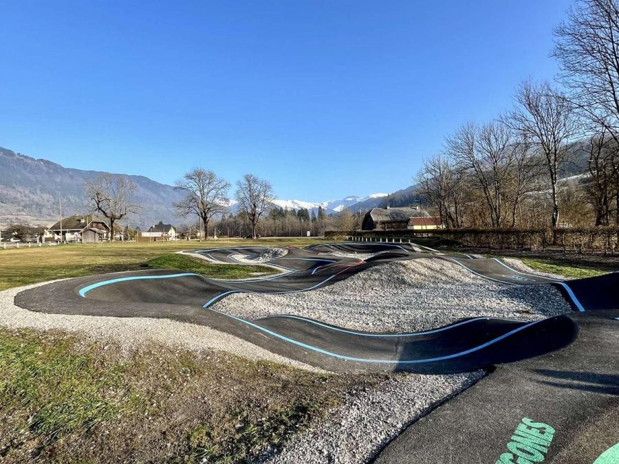 Pumptrack en enrobé, Taninges
